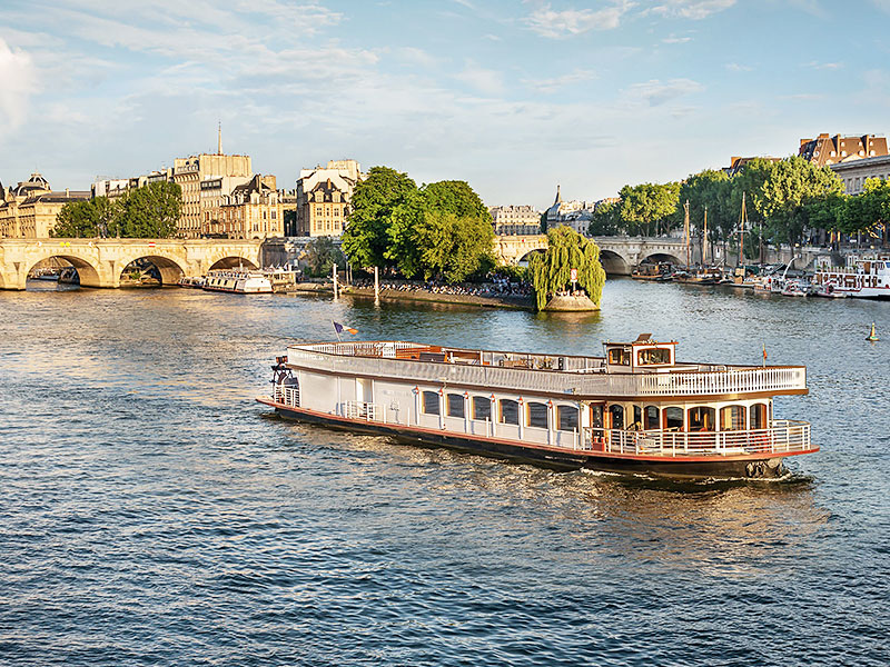 Seine en bateaux péniche location mariage évènement