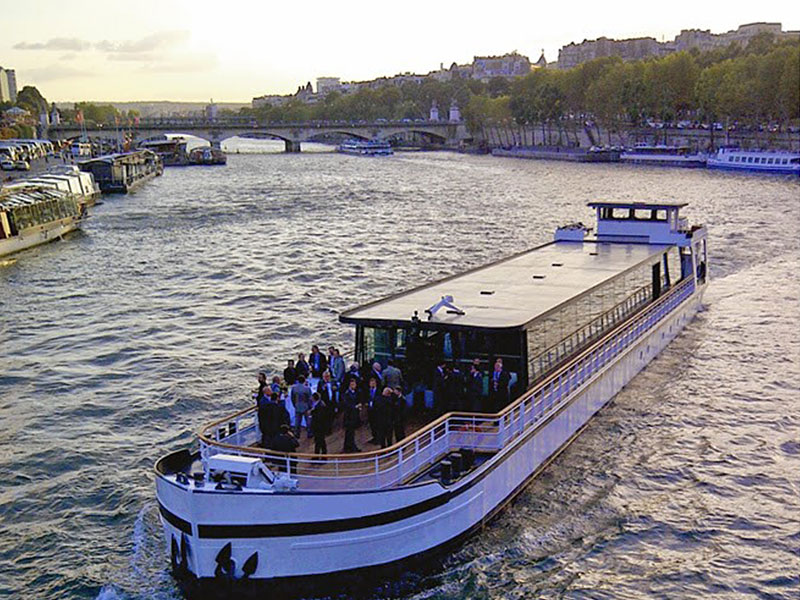 Seine en bateaux péniche location mariage évènement entreprise